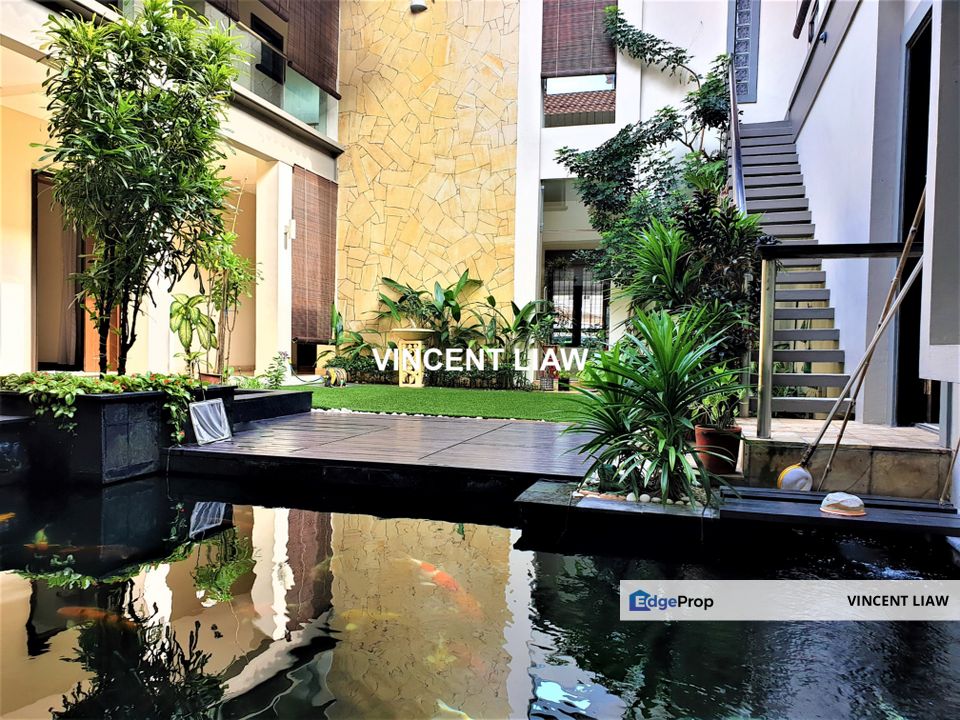 2 Storey Bungalow Facing Golf Course for Sale RM8,000,000 By VINCENT