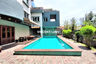 Tropicana Golf & Country Resort