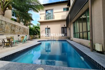 Tropicana Golf & Country Resort