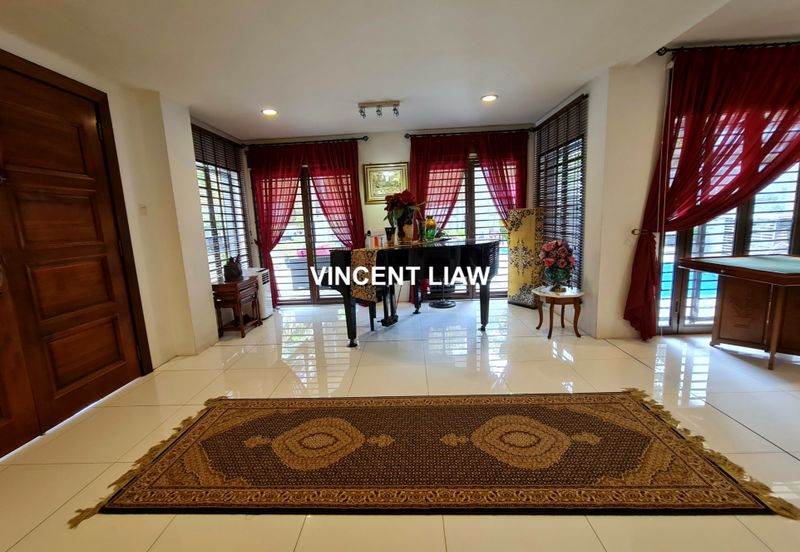 2 Storey Bungalow with Pool & 8,606 sqft Huge Land