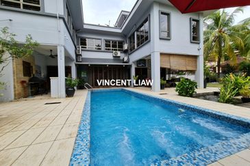 2 Storey Bungalow with Pool & 8,606 sqft Huge Land