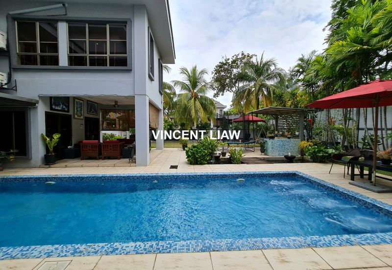 2 Storey Bungalow with Pool & 8,606 sqft Huge Land
