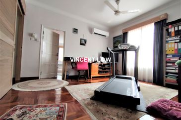 Tropicana Golf & Country Resort