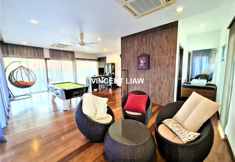 3 Storey Modern Bungalow with Pool