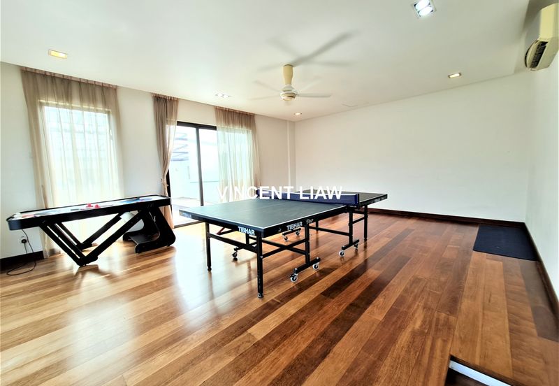 3 Storey Modern Bungalow with Pool