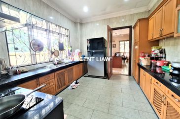 2 Storey Bungalow with Pool (next to Tropicana Indah)