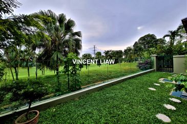 Tropicana Golf & Country Resort