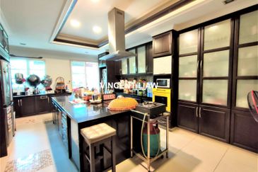 Tropicana Golf & Country Resort