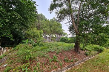37,638 sqft Prime Bungalow Land | Rm320 Psf
