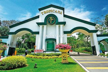 Tropicana Golf & Country Resort
