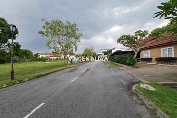 Lakeview Resort Saujana