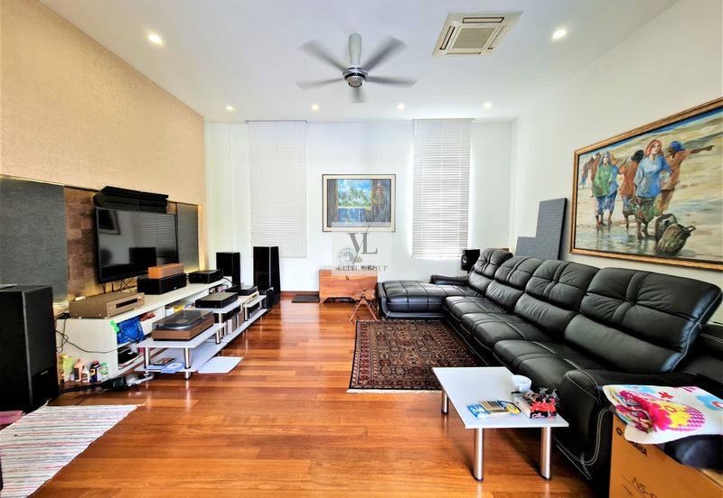 3 Storey Modern Bungalow | Comes with Lift & Pool