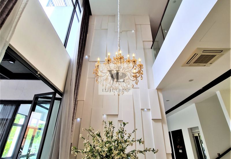 3 Storey Modern Bungalow | Comes with Lift & Pool