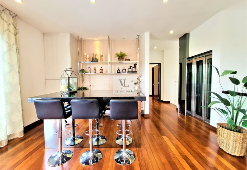 3 Storey Modern Bungalow | Comes with Lift & Pool