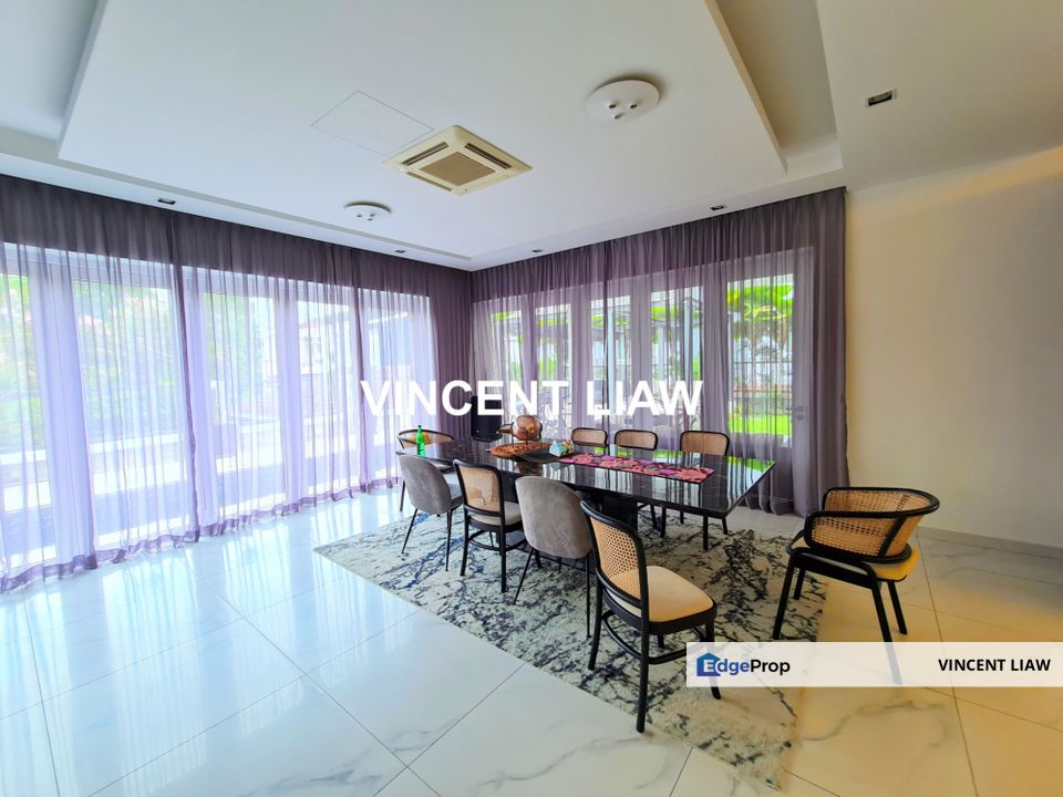 3 Storey Villas with Pool, Selangor, Tropicana