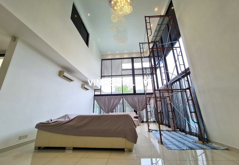 3 Storey Modern Design Bungalow With Pool