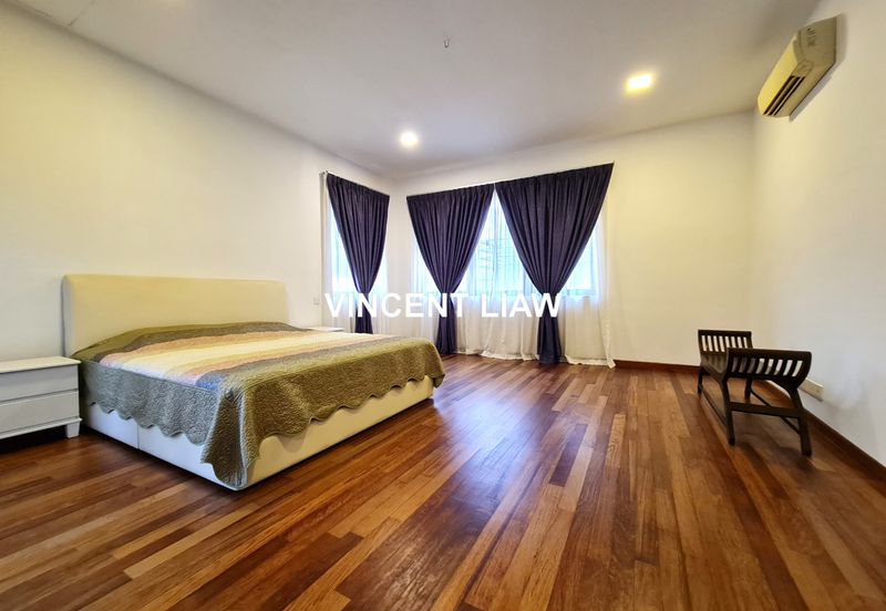 3 Storey Modern Design Bungalow With Pool