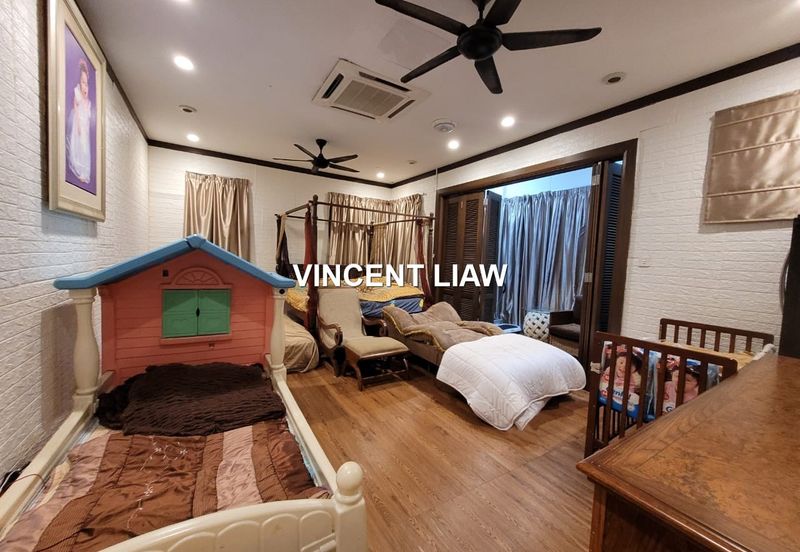 2.5 Storey Bungalow | 6,000 sqft prime land