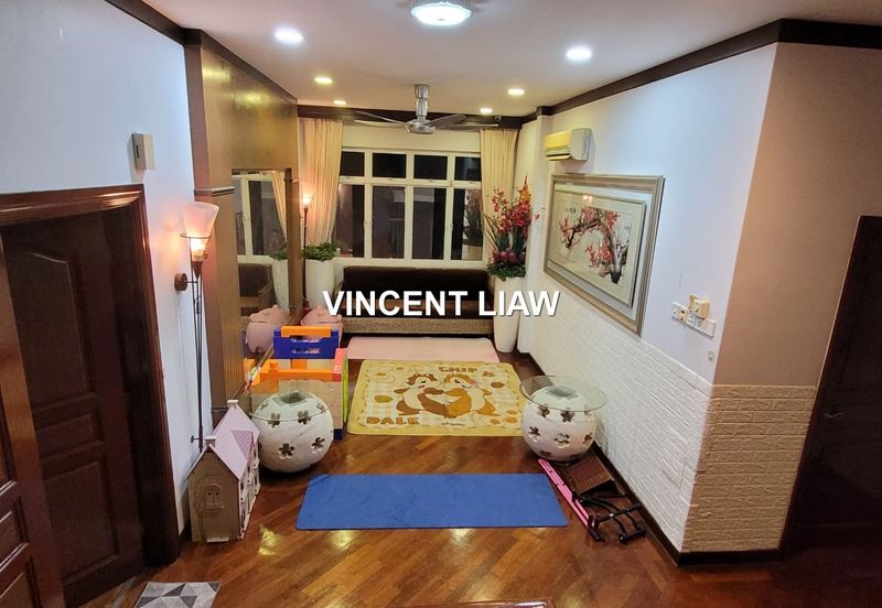 2.5 Storey Bungalow | 6,000 sqft prime land