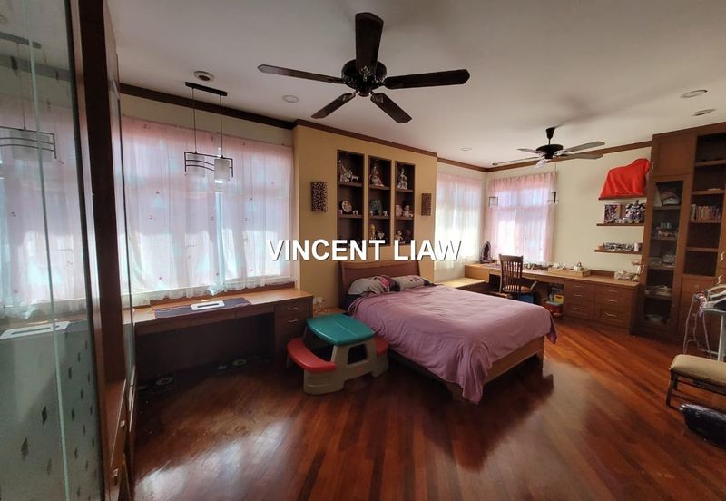 2.5 Storey Bungalow | 6,000 sqft prime land