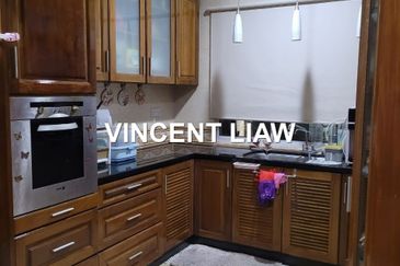 2.5 Storey Bungalow | 6,000 sqft prime land