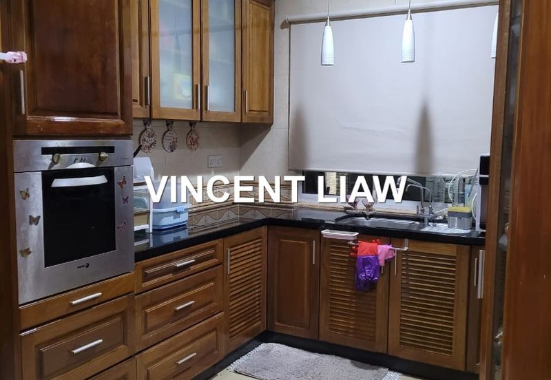 2.5 Storey Bungalow | 6,000 sqft prime land