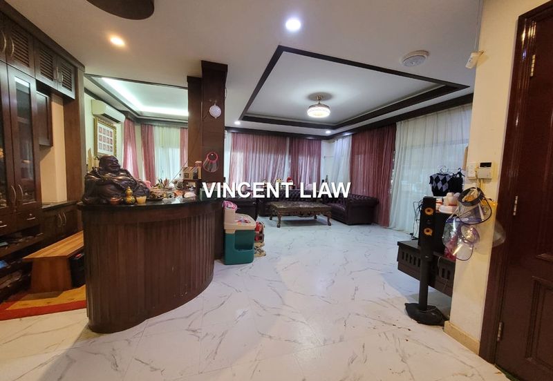 2.5 Storey Bungalow | 6,000 sqft prime land