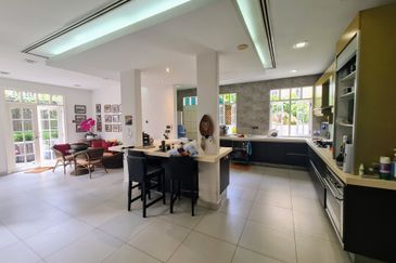 Tropicana Golf & Country Resort