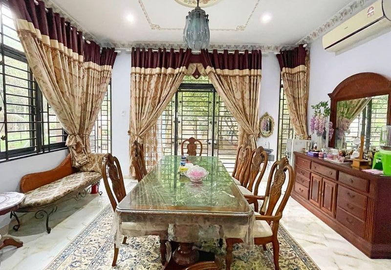 Jalan Rimba Riang 9/12