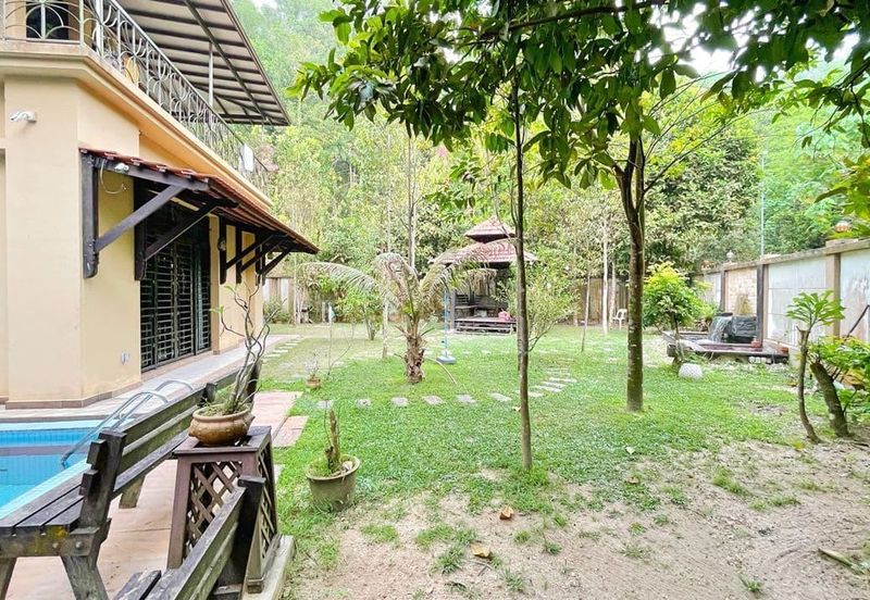 Jalan Rimba Riang 9/12