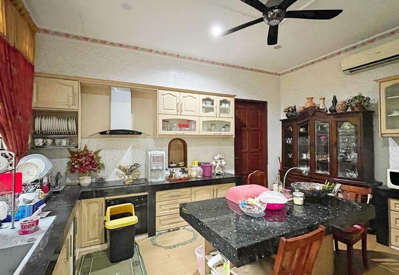 Jalan Rimba Riang 9/12