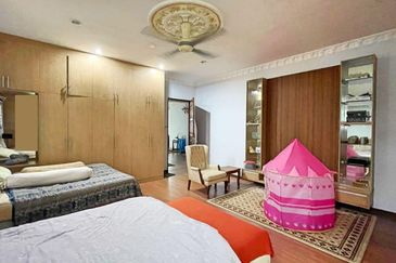 Jalan Rimba Riang 9/12