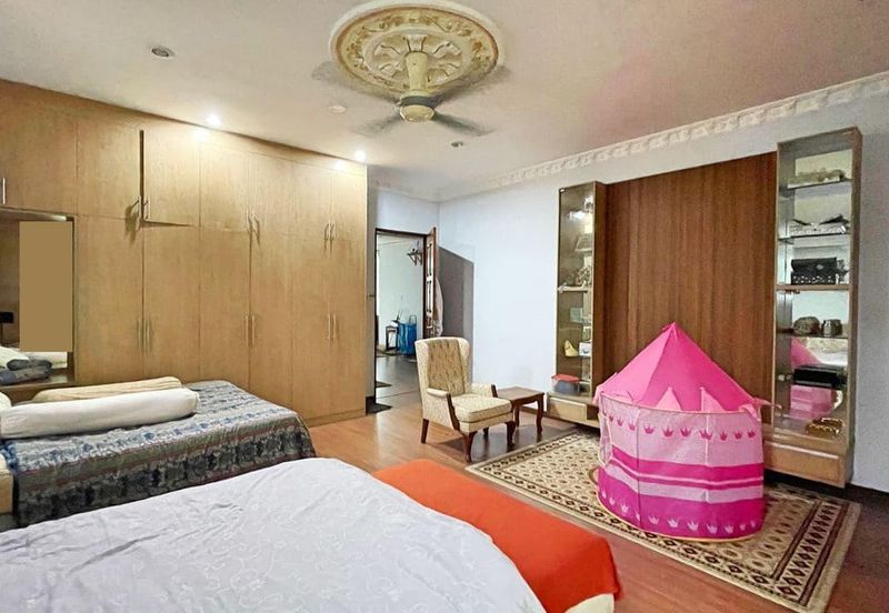 Jalan Rimba Riang 9/12