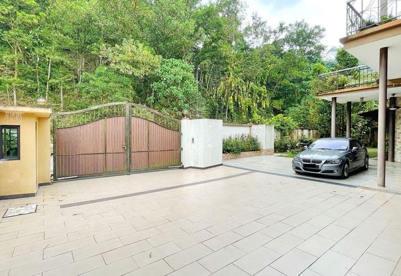 Jalan Rimba Riang 9/12