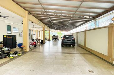 Jalan Rimba Riang 9/12