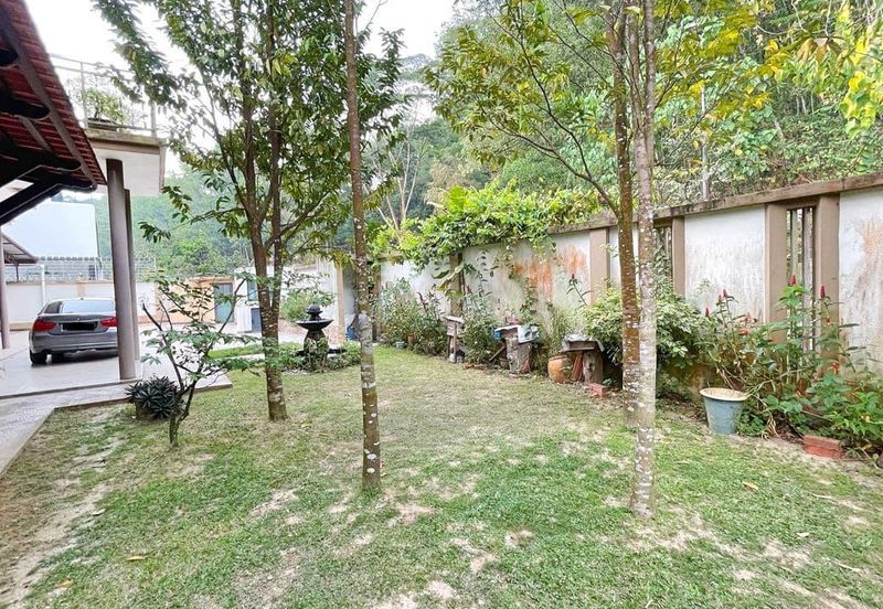 Jalan Rimba Riang 9/12