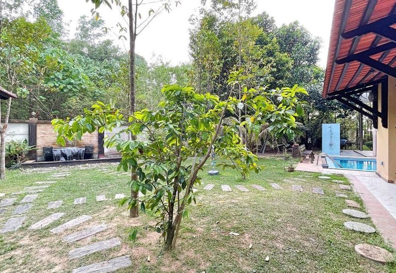 Jalan Rimba Riang 9/12