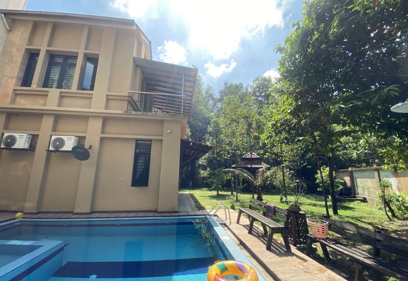 Jalan Rimba Riang 9/12