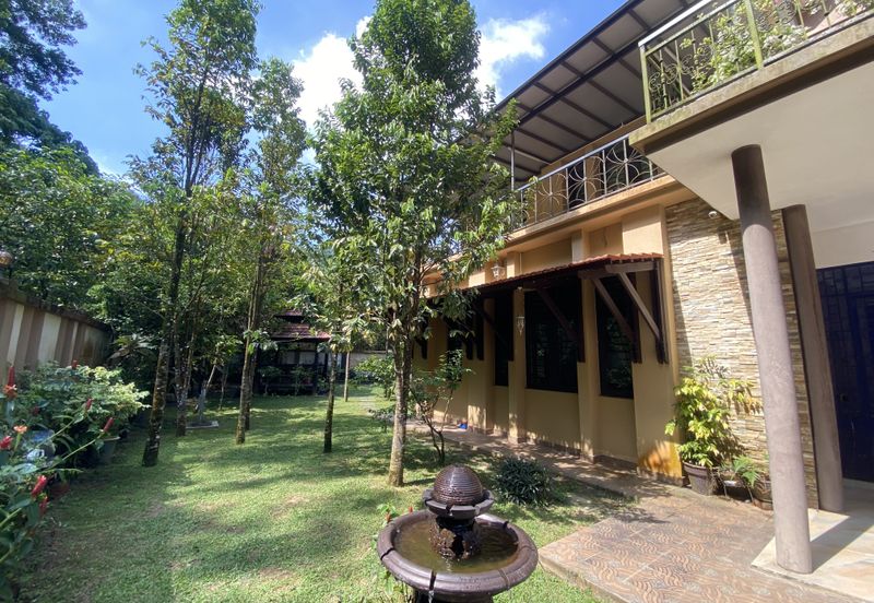 Jalan Rimba Riang 9/12