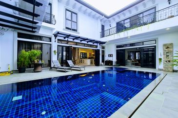 2 Storey Mansion With Pool (Newly Built: 1 year ago)