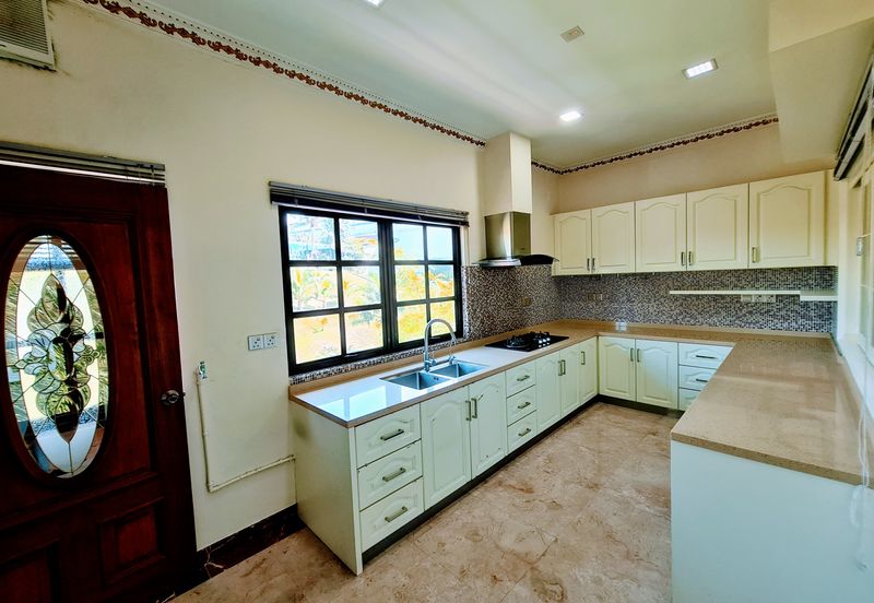 Tropicana Golf & Country Resort