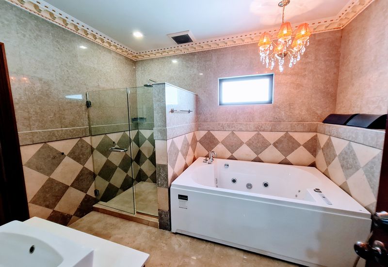 Tropicana Golf & Country Resort