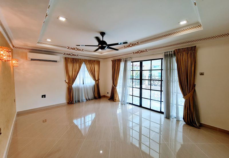 Tropicana Golf & Country Resort