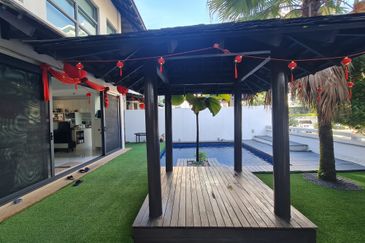 The Villa @ Serai Saujana / Villa Serai Saujana