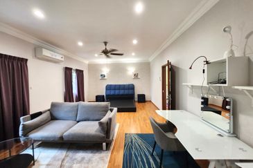 Freehold Bungalow @ Saujana Resort (Land size: 9,634 sqft)