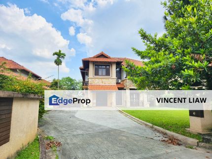 Balinese Bungalow with Long Driveway, Selangor, Glenmarie