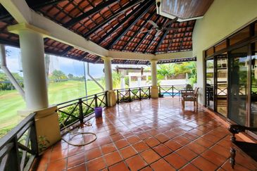 Tropicana Golf & Country Resort