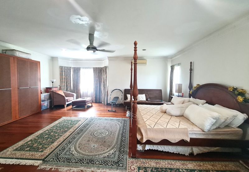 Seksyen 8, Kota Damansara