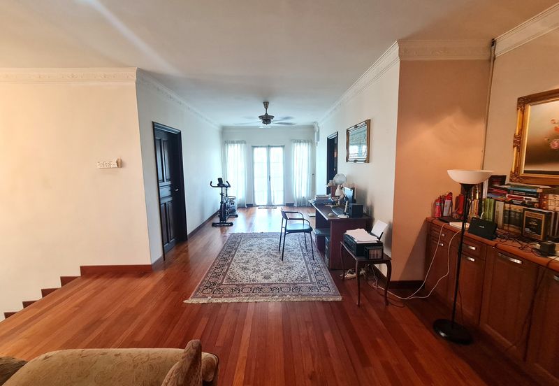 Seksyen 8, Kota Damansara