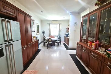 Seksyen 8, Kota Damansara